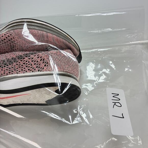 Nike Flyknit Racer Pink Gray Lightweight Running Shoe 526628-604 Men's Size 9.5 - Picture 11 of 11